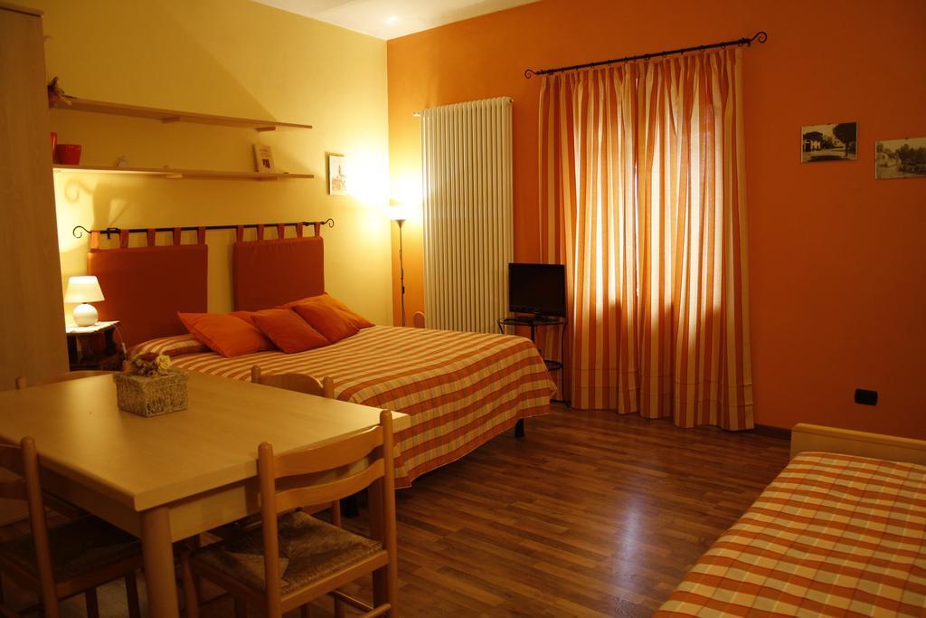 Apartmán Ca Veja Montà Pokoj fotografie
