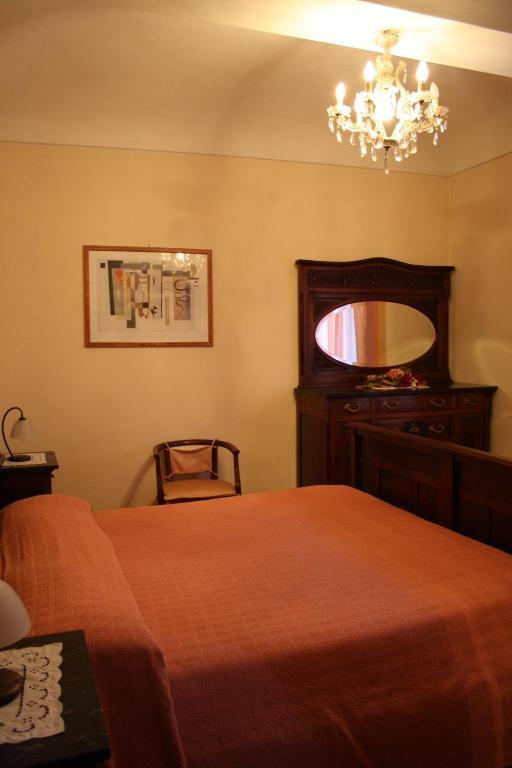 Apartmán Ca Veja Montà Pokoj fotografie